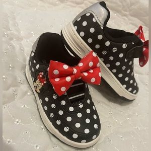 Minnie mouse toddler shoes 8 black
